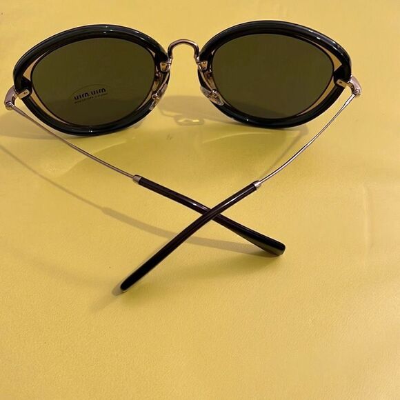 Miu Miu Two Tone/Grey Mirrored SMU 50R Cat-Eye Sunglasses main image 15